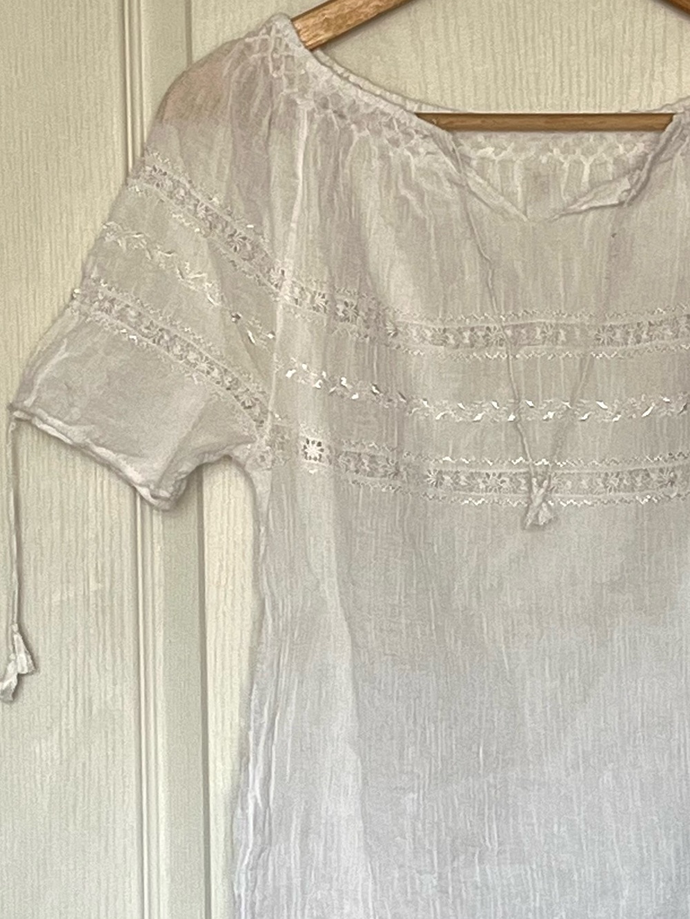 Boho White Cotton Gauze Peasant Blouse Lace Trim Size S Romantic Shabby Chic - Picture 12 of 15